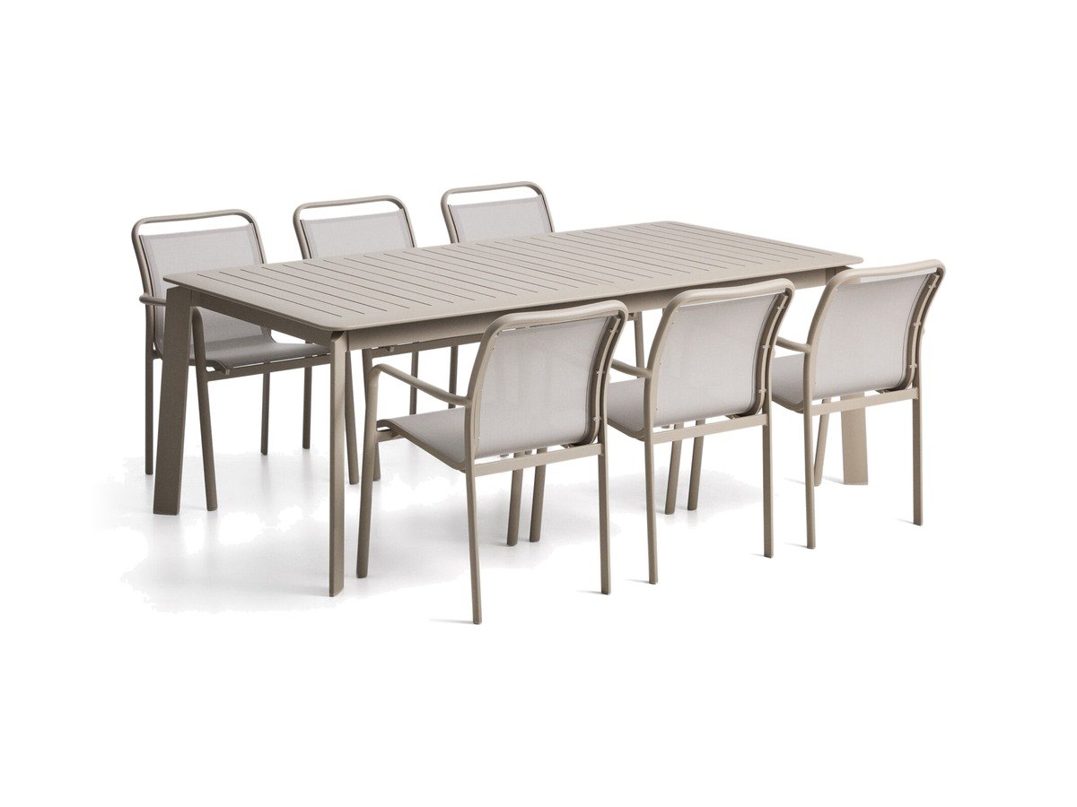 Kave Home Set met Brela uitschuifbare tafel van taupe aluminium en 6 Luri stoelen van taupe aluminium en beige textileen 205(287) x 100 cm