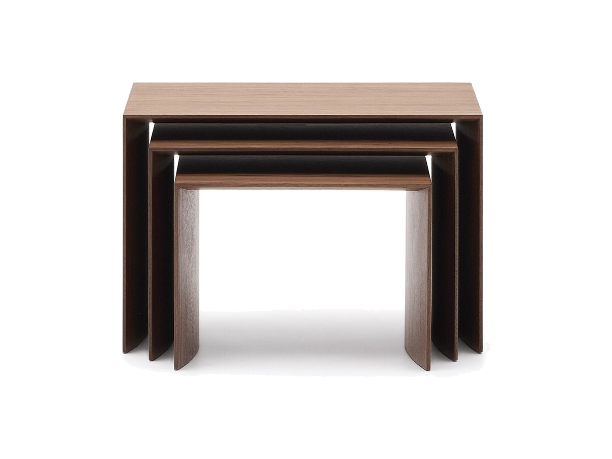 Kave Home Set van 3 in elkaar passende bijzettafels Litto van natuurlijk afgewerkt walnootfineer FSC Mix Credit 60 x 40 / 51 x 36 / 42 x 31 cm