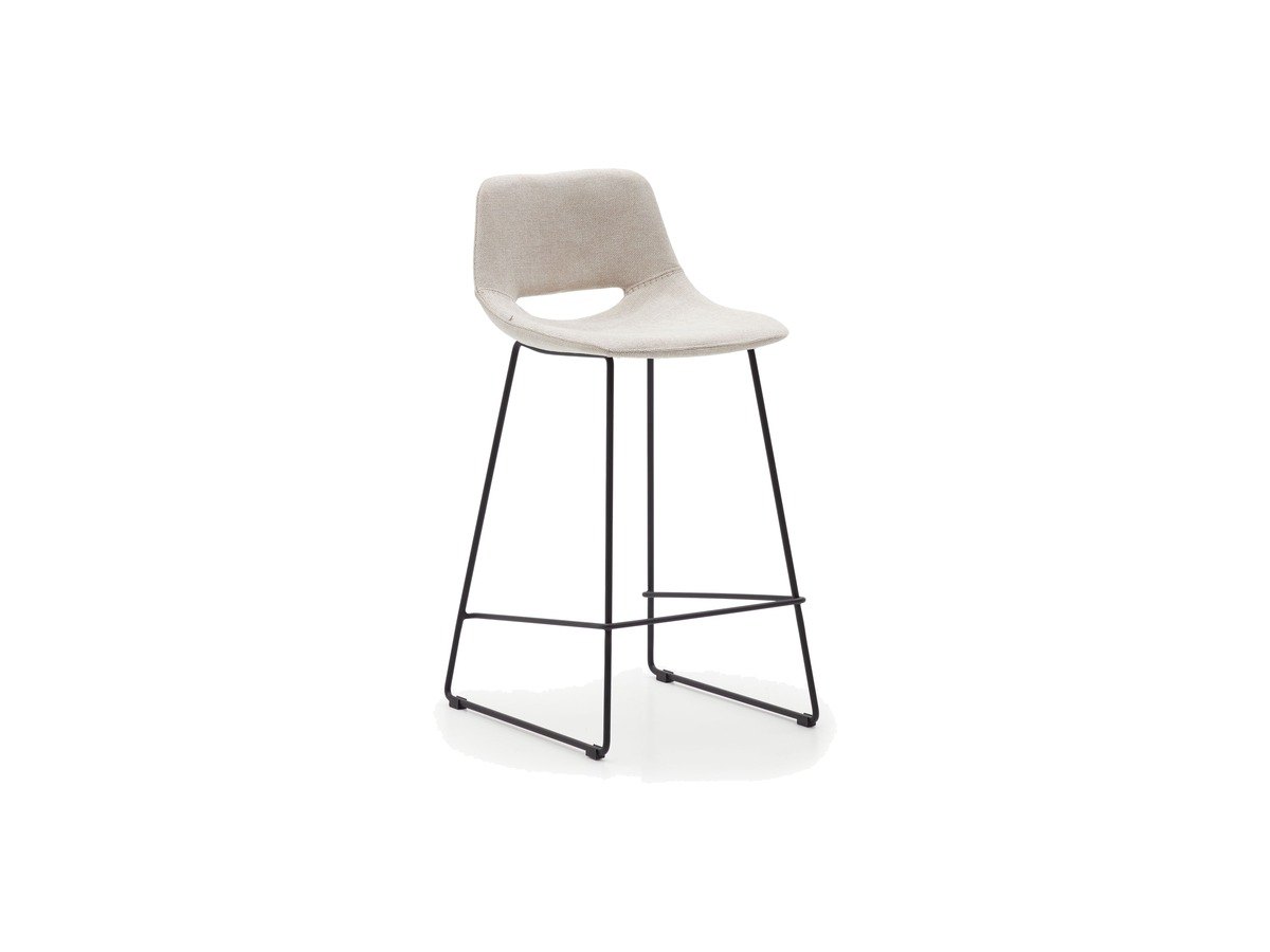 Kave Home Zahara beige kruk met staal in een zwarte afwerking, hoogte 65 cm FSC 100%