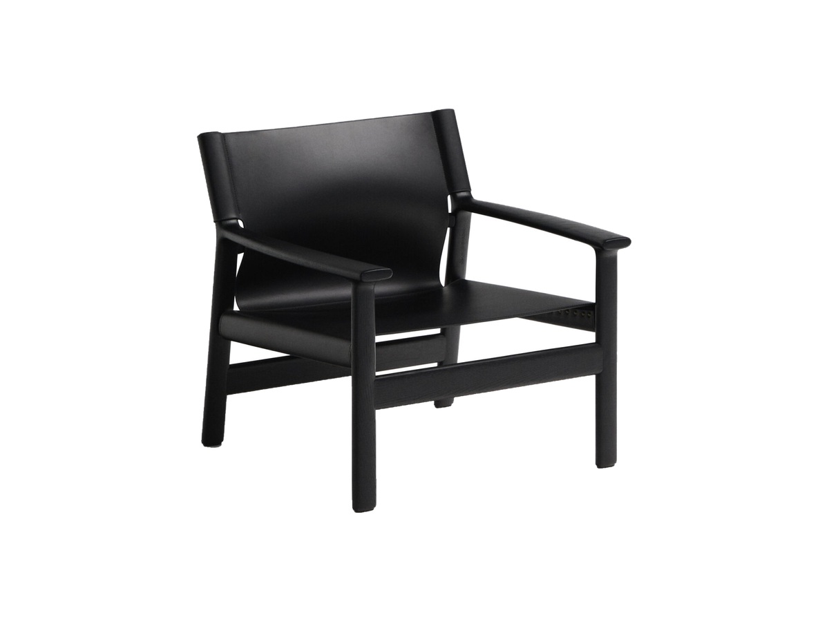 Kave Home Zwarte Jan fauteuil gemaakt van gerecyclede leervezels en massief essenhout met afwerking in zwart FSC 100%